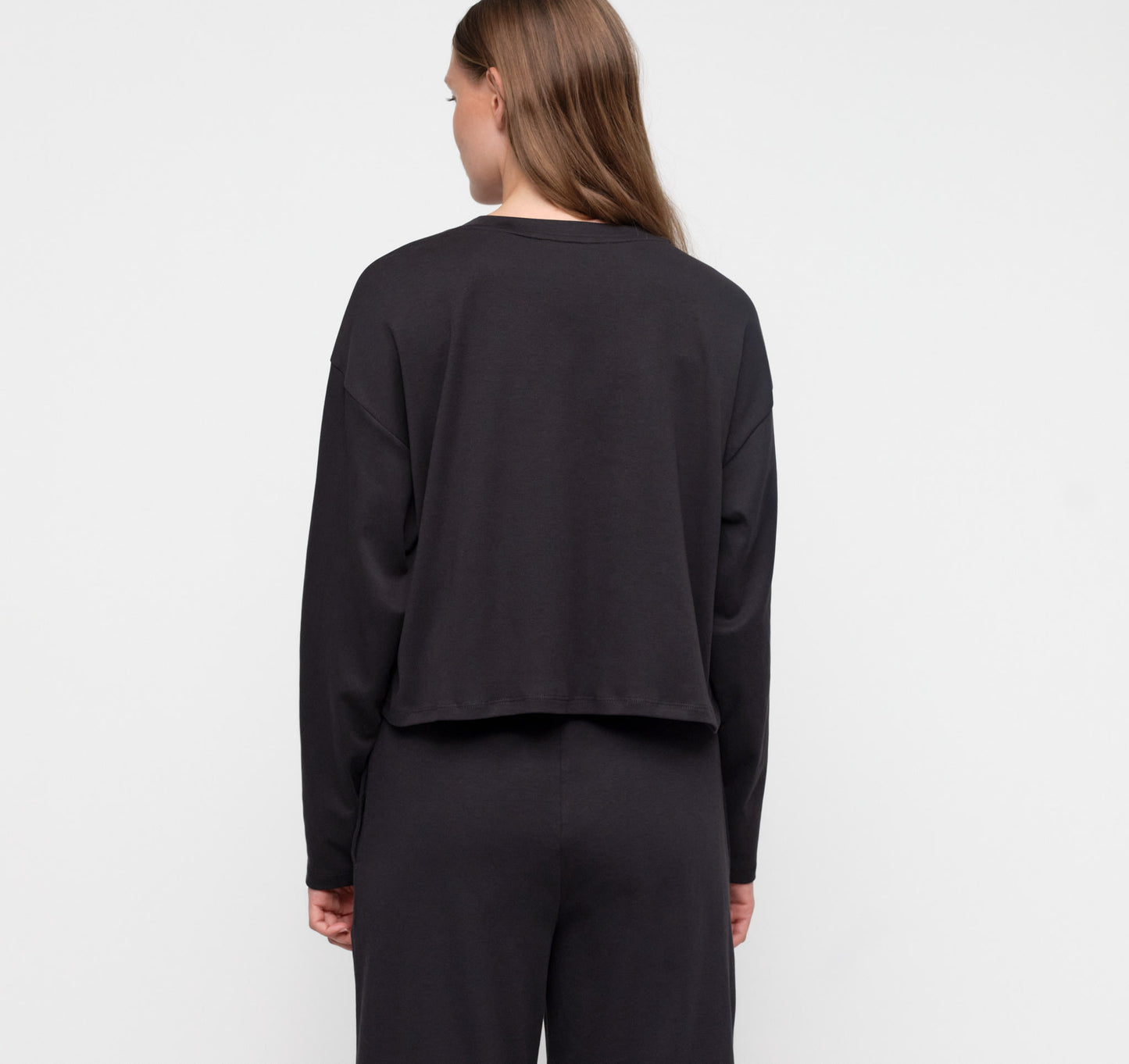 Reset Cropped Long Sleeve